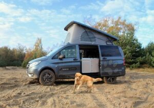 heerlijk de hond mee in de camper